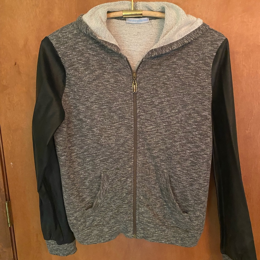 Caruso Caruso zip up hoodie leather like sleeves size L